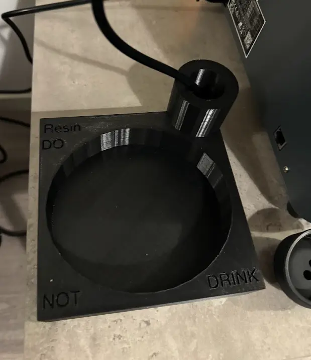 Halot Mage 8k Pro Reçine Hortum tutucu ve dökülme önleyici tepsi