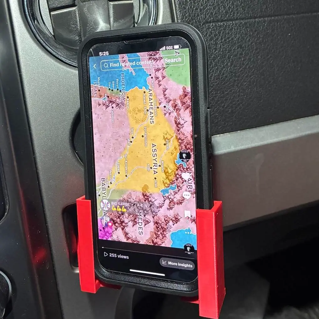 Custom F-150 Dash Mount (2010–2014) for iPhone 16