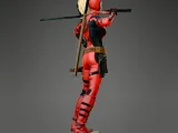 Lady-pool-4
