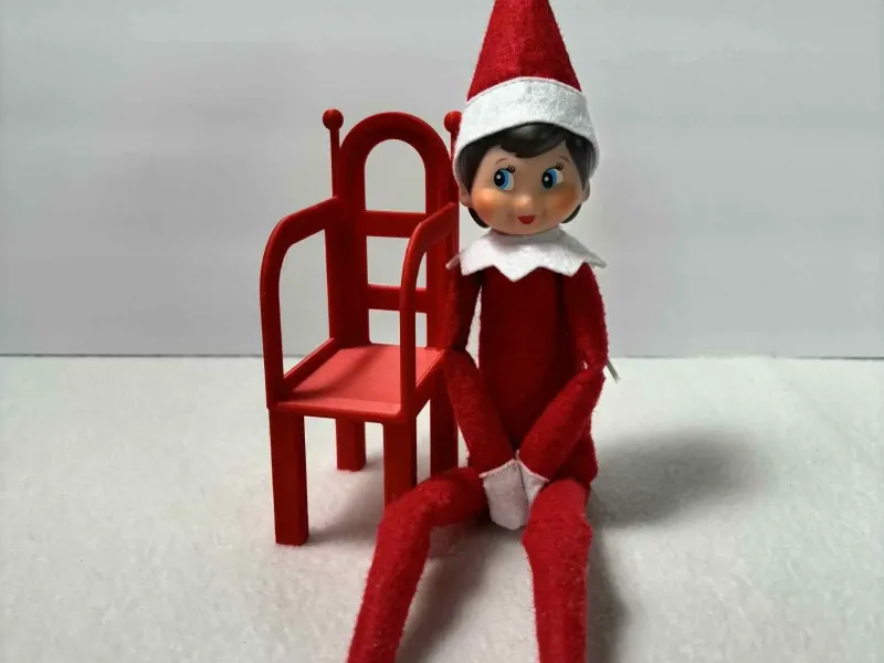 Elf op de plank stoel