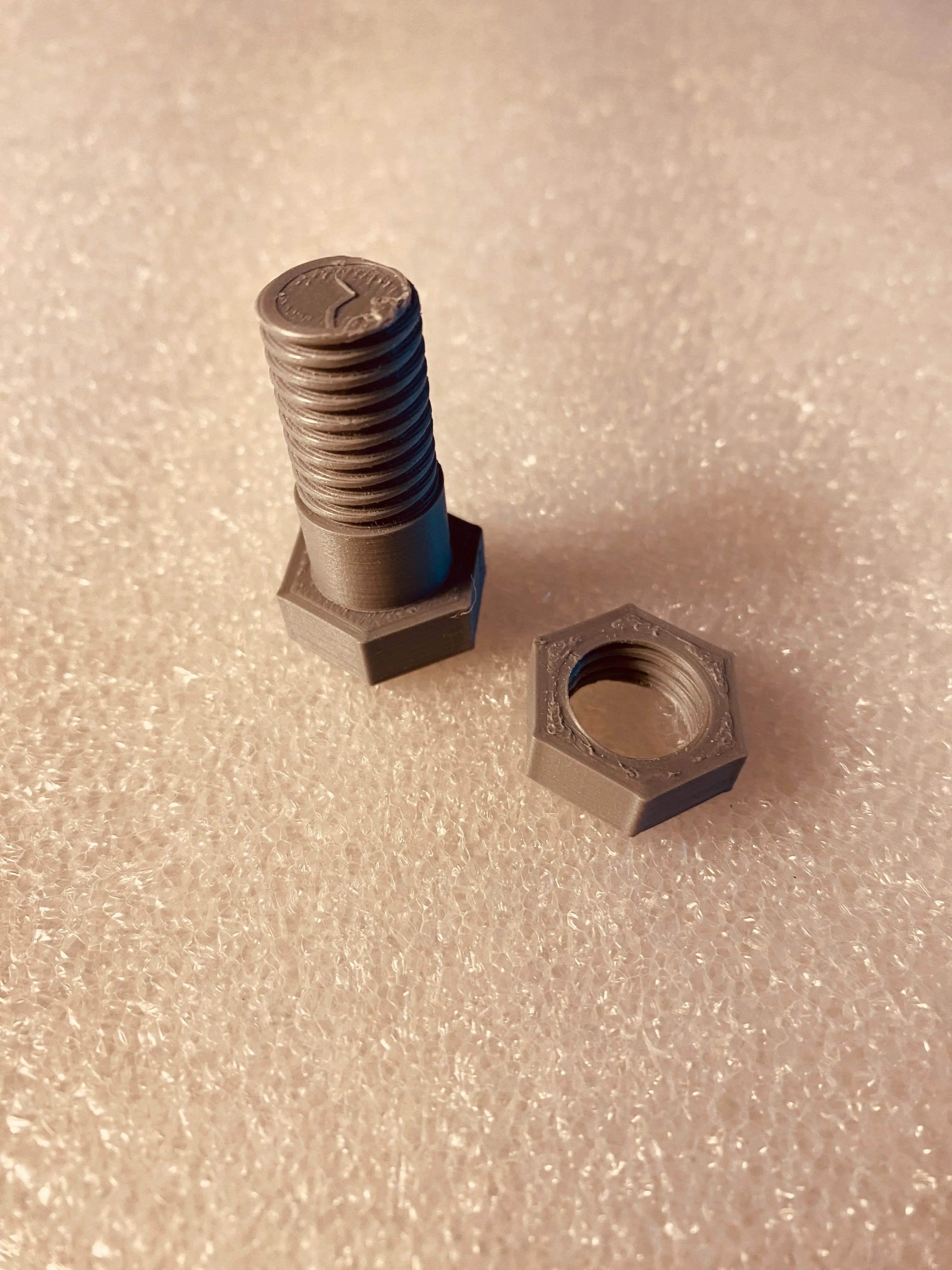 Schraube + Mutter M14x2 X30