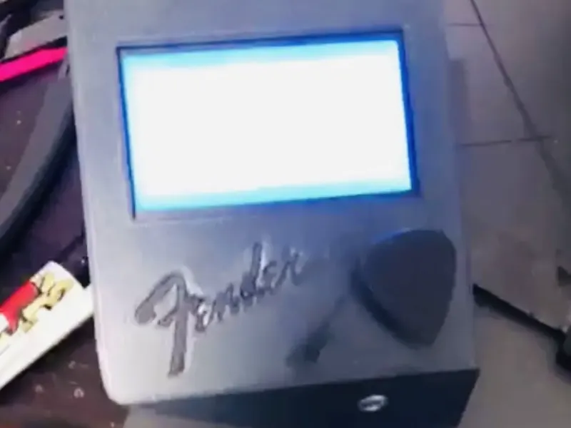 Plectre de guitare à bouton 😁