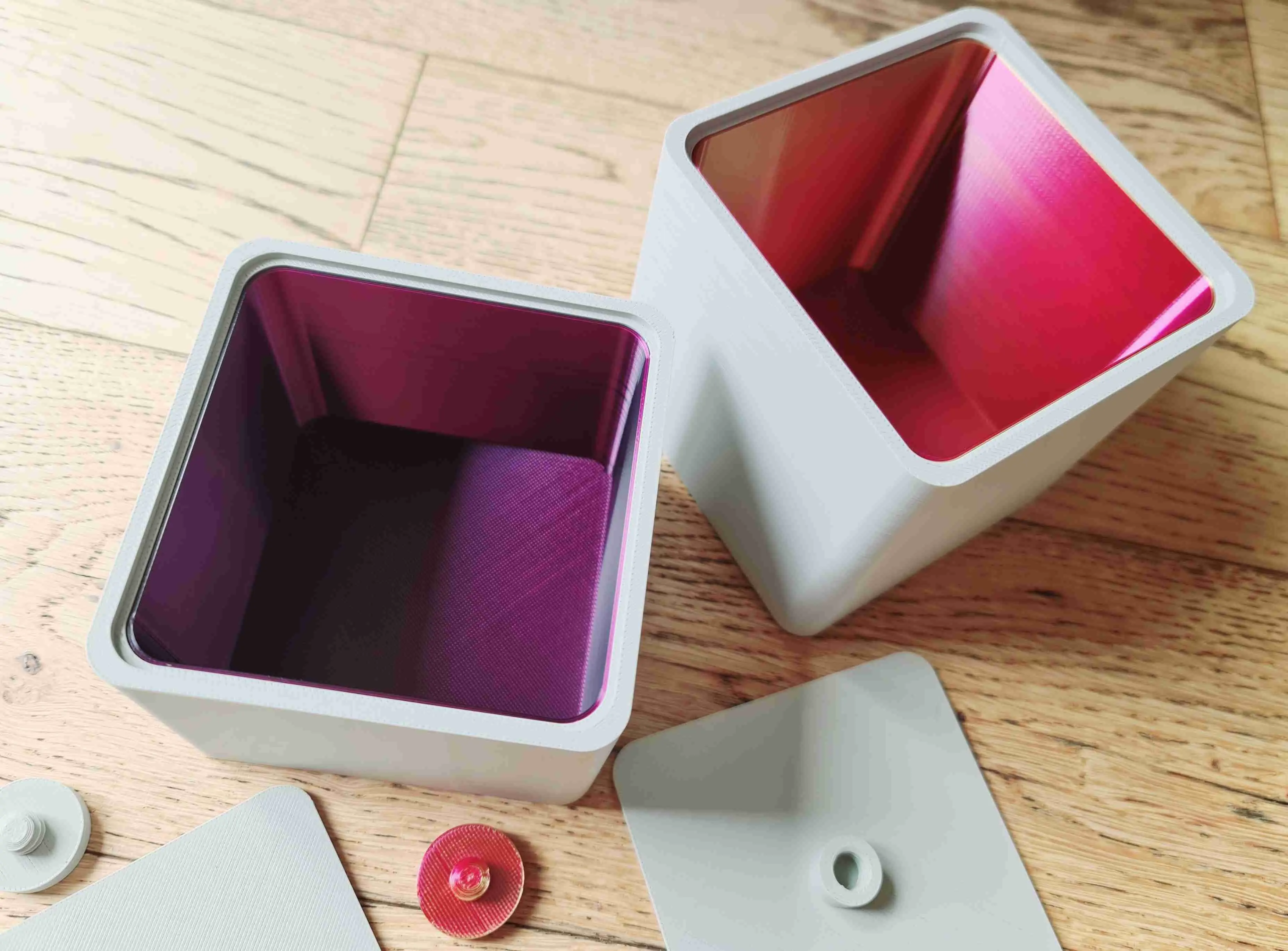 Funky Box deksel opbergkubus met inzetstukken en schroefknoppen