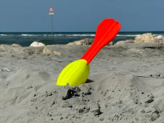 Vortex Beach Blast: The Ultimate Floating Game for Water Fun