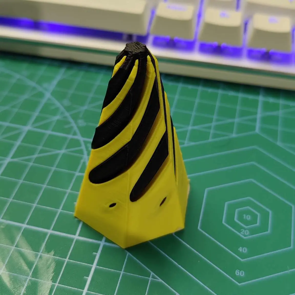 spiral 6sided prism fidget