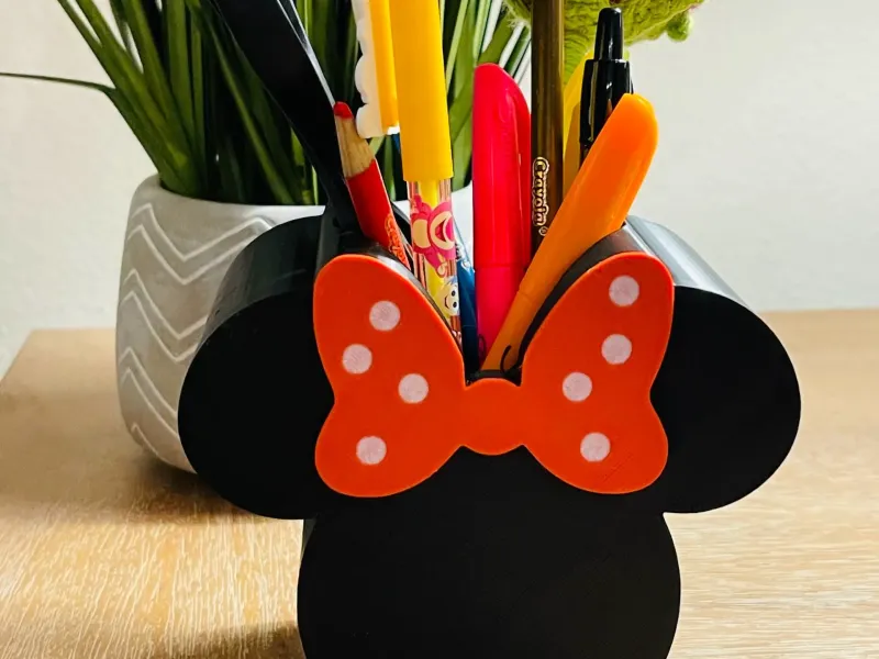Minnie Mouse Pencil Holder