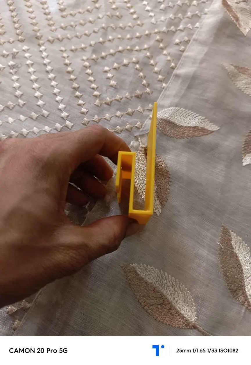 Laptop mobile holder