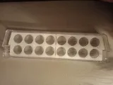 Egg holder 2 (for the refrigerator)-2