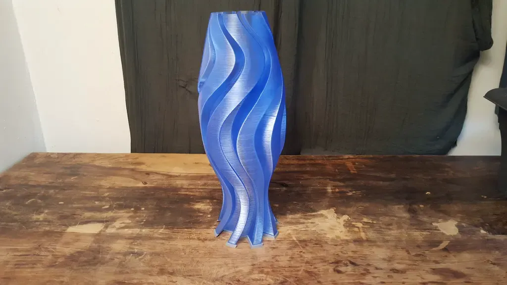 Blue Vase/Lamp