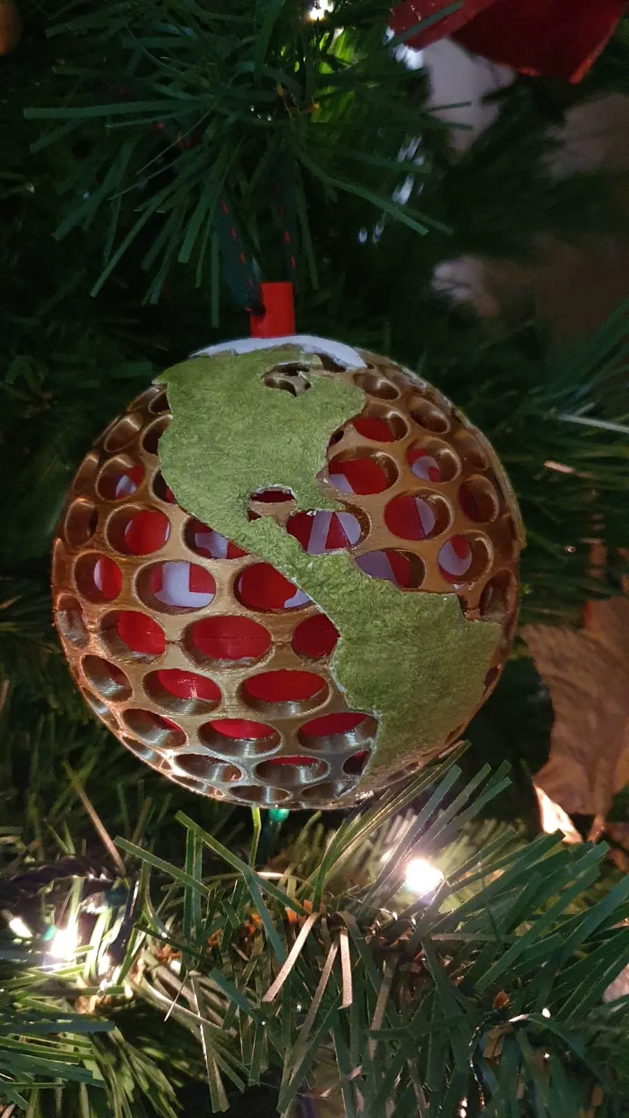 Xmas ball world peace