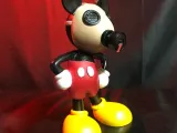 Gasmask Mickey Mouse-1