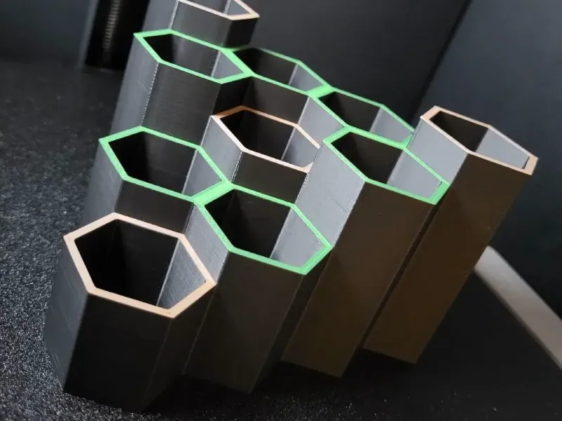 Hex desk/pencil organizer