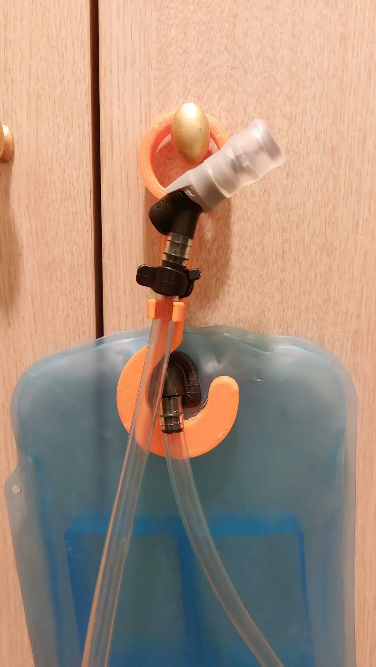 Water bladder dryer (行山水袋晾乾架)
