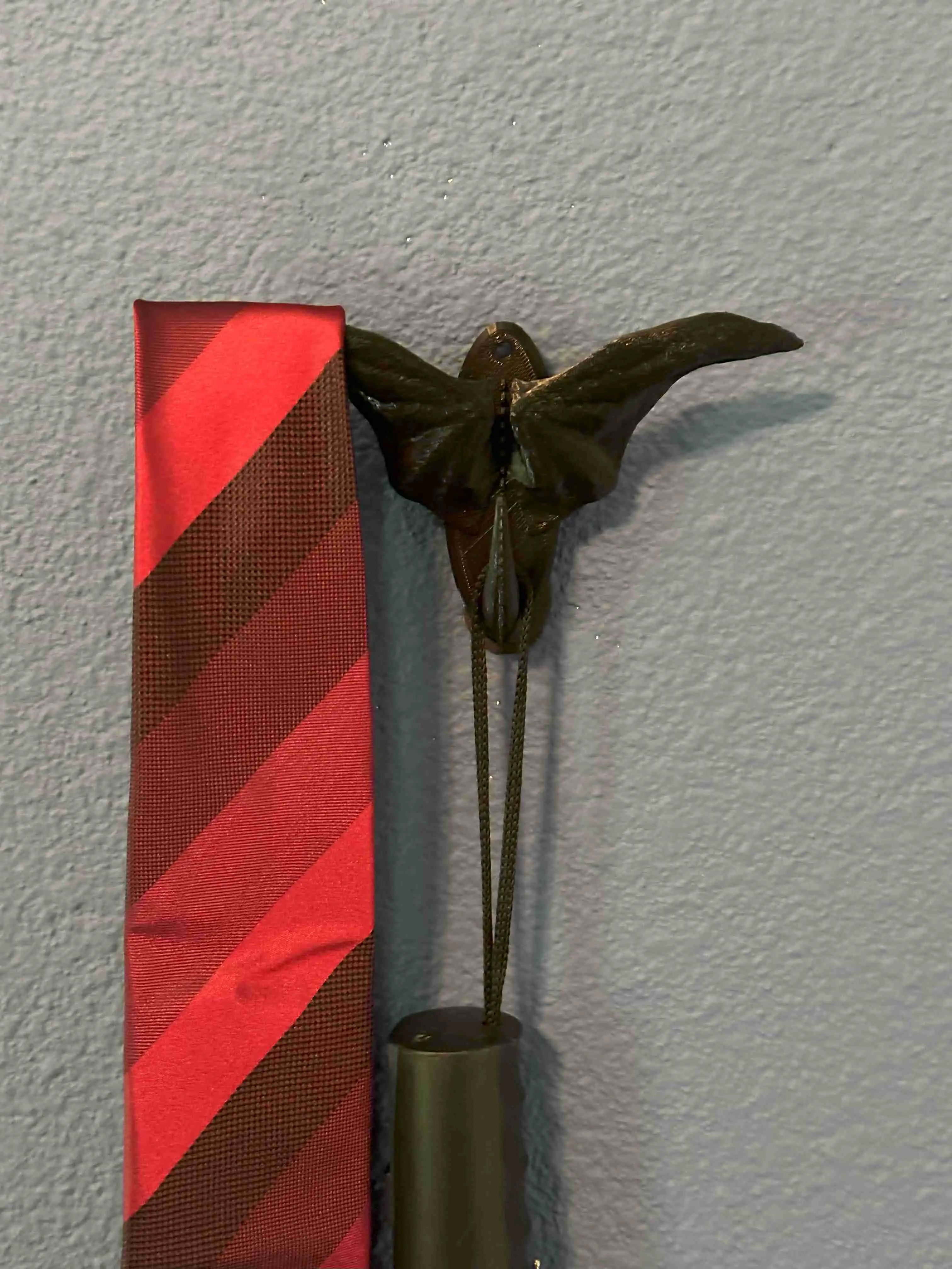 Dragon Wall Hanger (Command Hook Compatible)