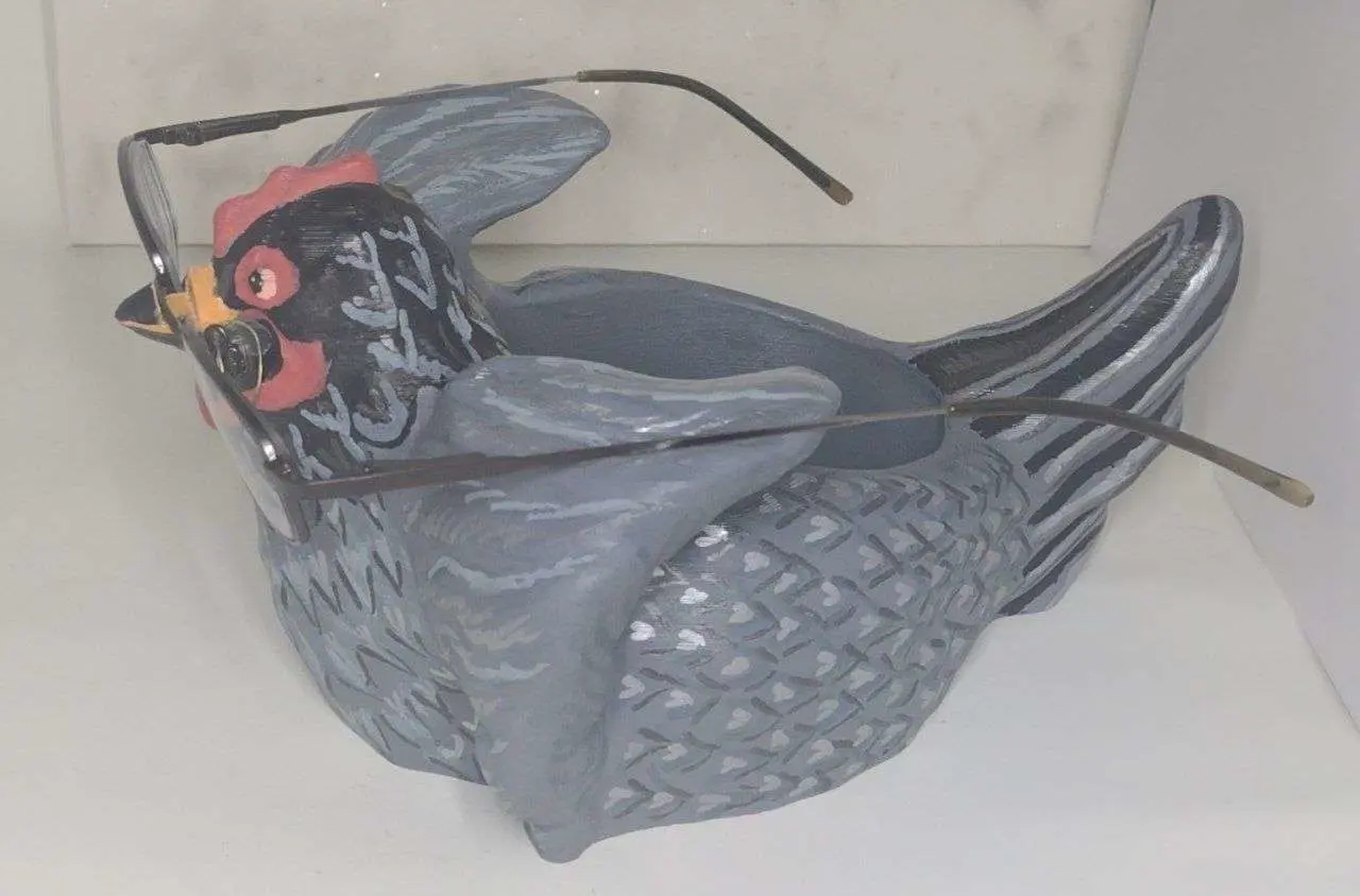 multipurpose chicken glasses holder