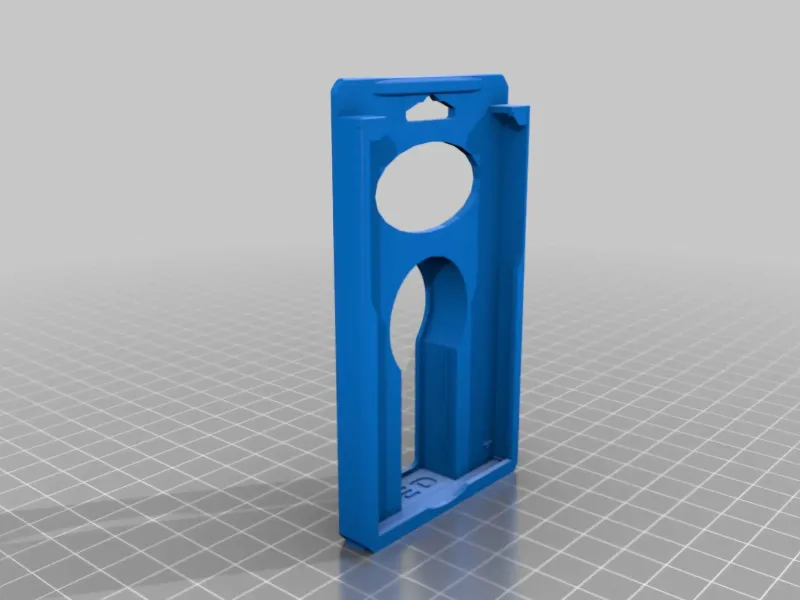RSA_5_Badge_holder_with_hole