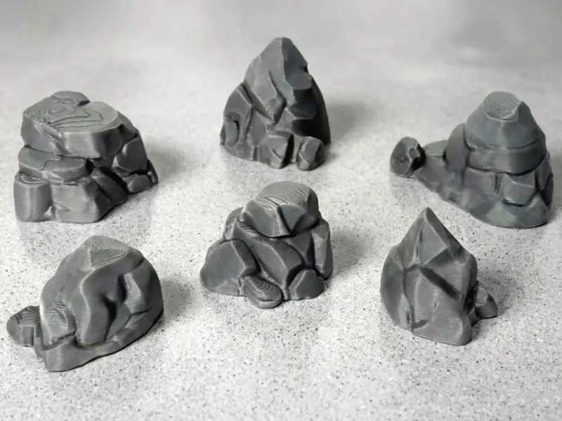 Terreno con massi in miniatura