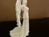 Standing Angel 8-4