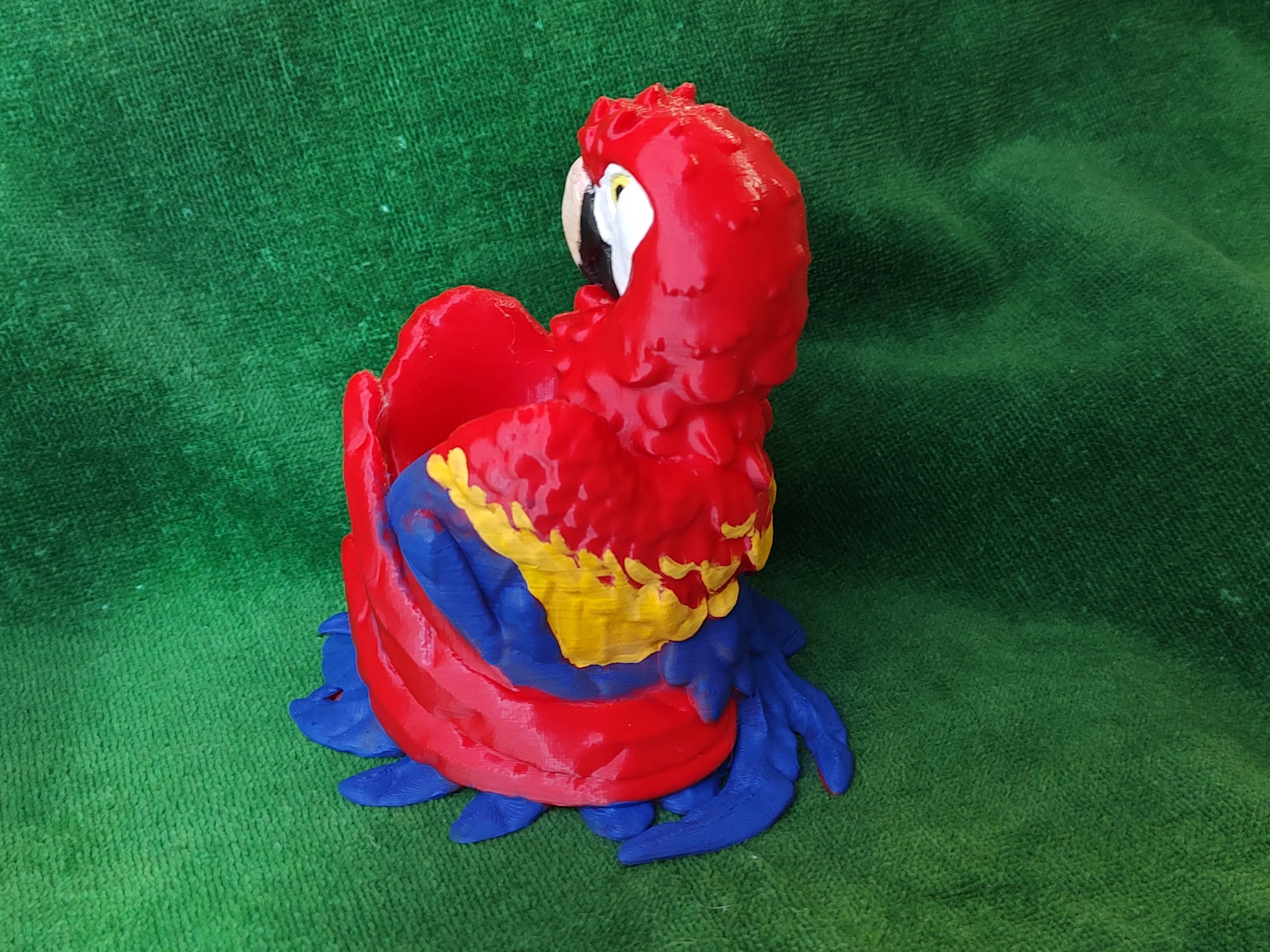 Macaw Pencil Holder