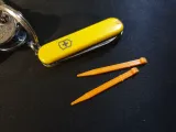 Victorinox Swiss Army Knife toothpick-4