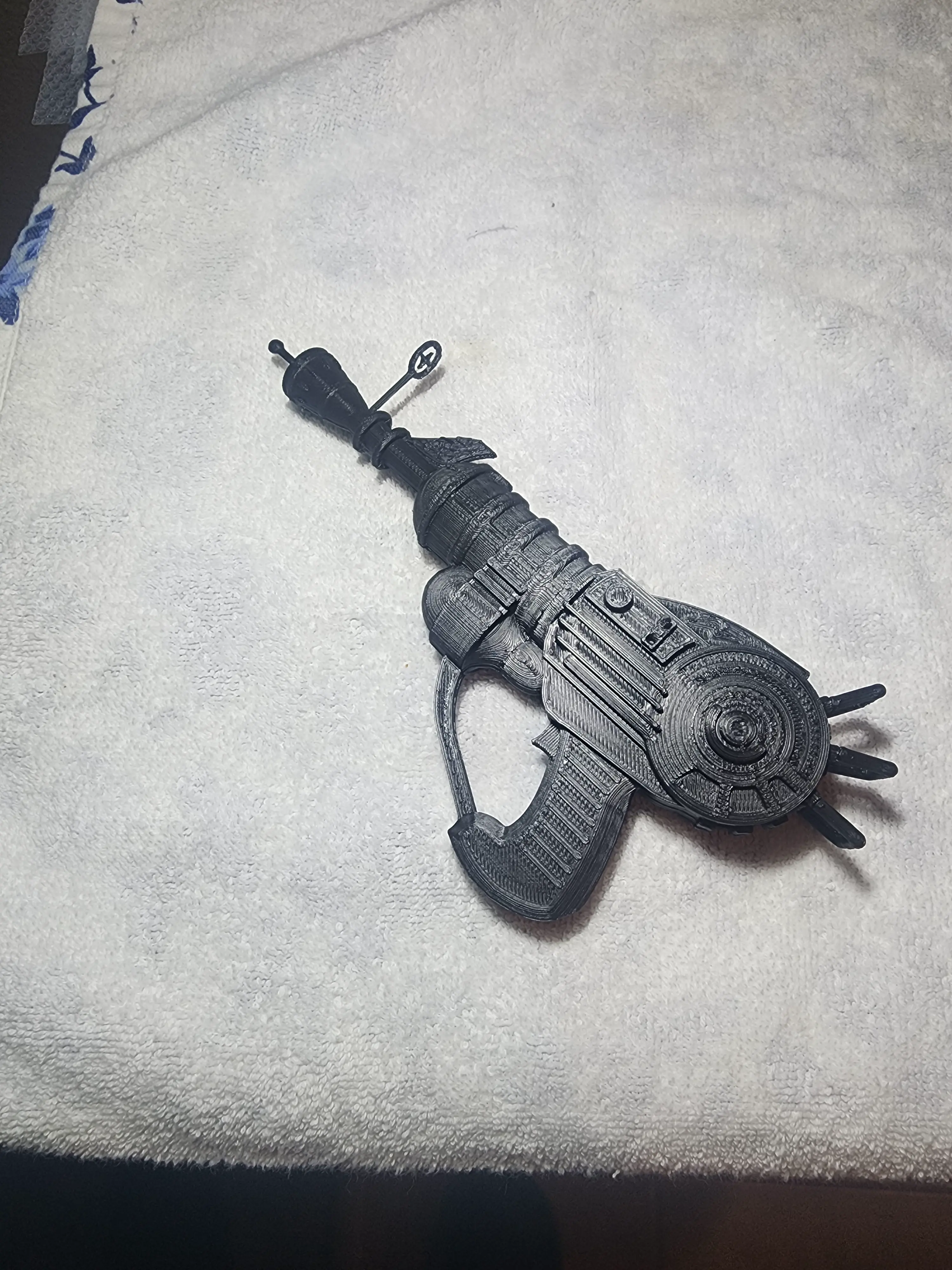 ray gun from C.O.D Black-Ops 