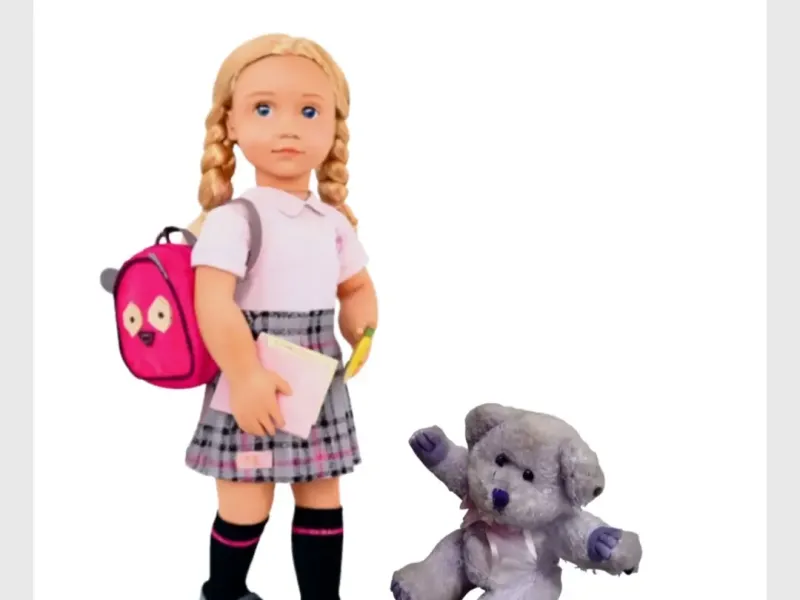 Menina de Escola e Ursinho de Pelúcia