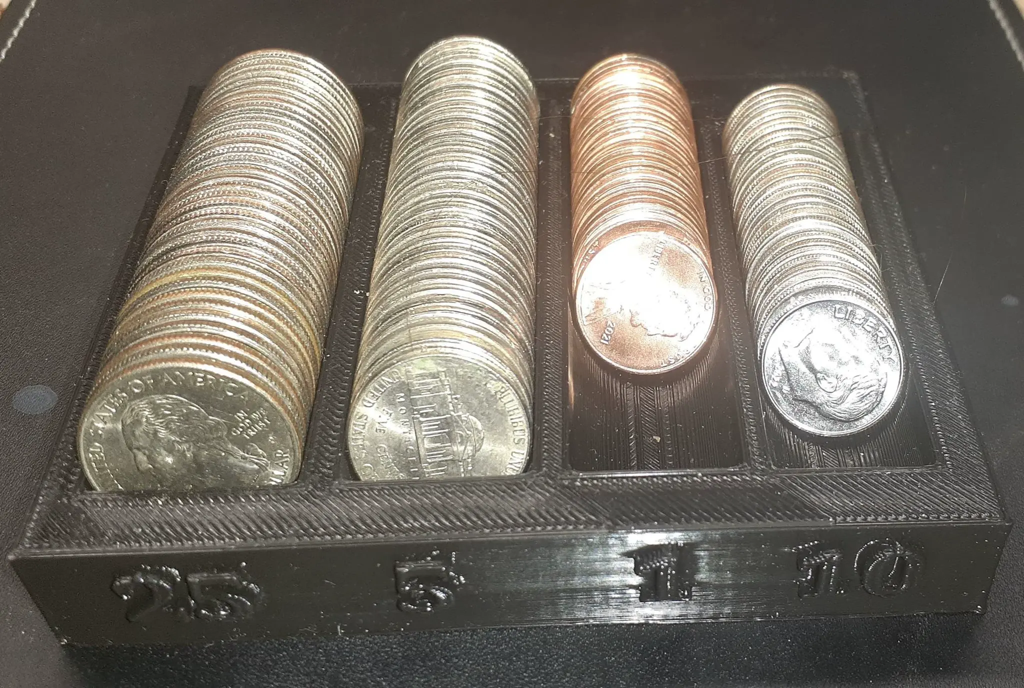 soporte para monedas americanas de sobremesa.