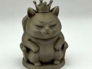 Royal Chonk Cat