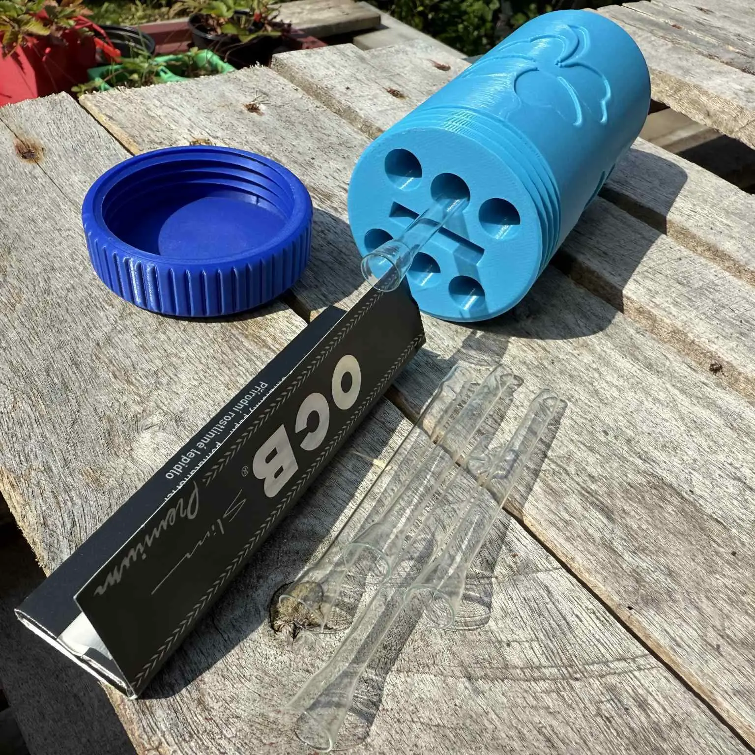 Box for ganja, fumo for glass and OCB papers