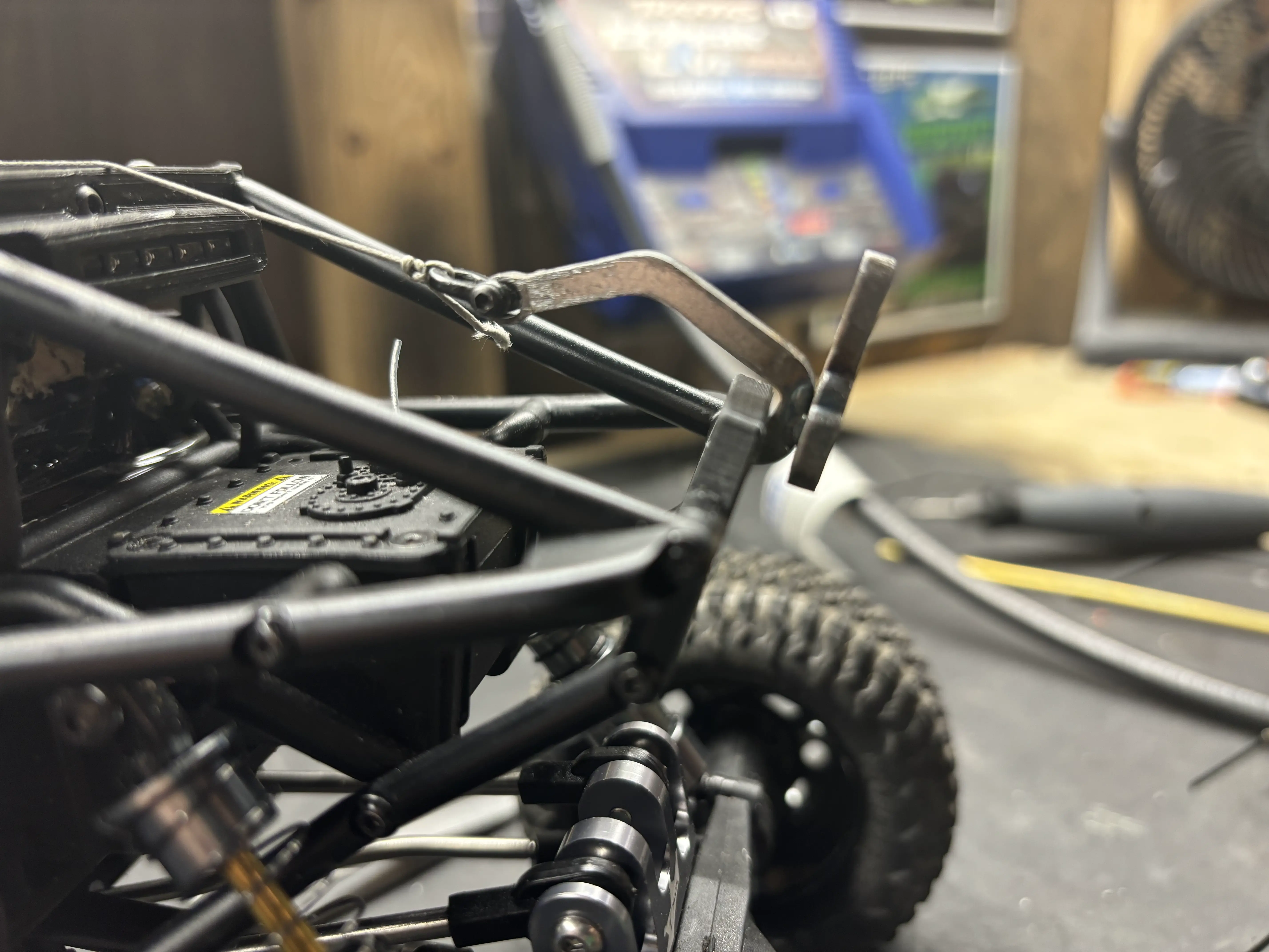 AXIAL UTB12 WINCH HOOK MOUNT