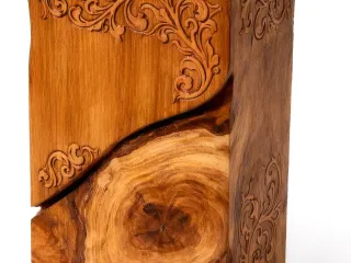 wooden urn 