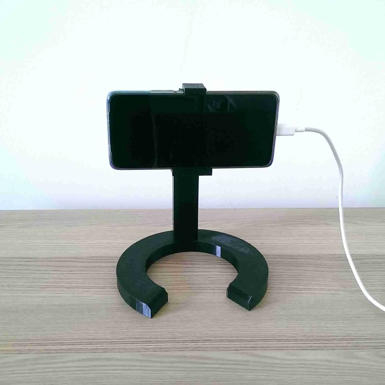 ADJUSTABLE PHONE HOLDER