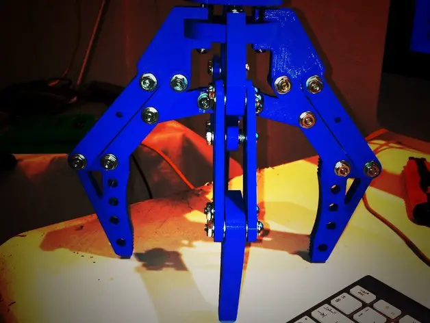 Robot Gripper STL  by haqbany