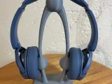 Modern Headphone Stand-4