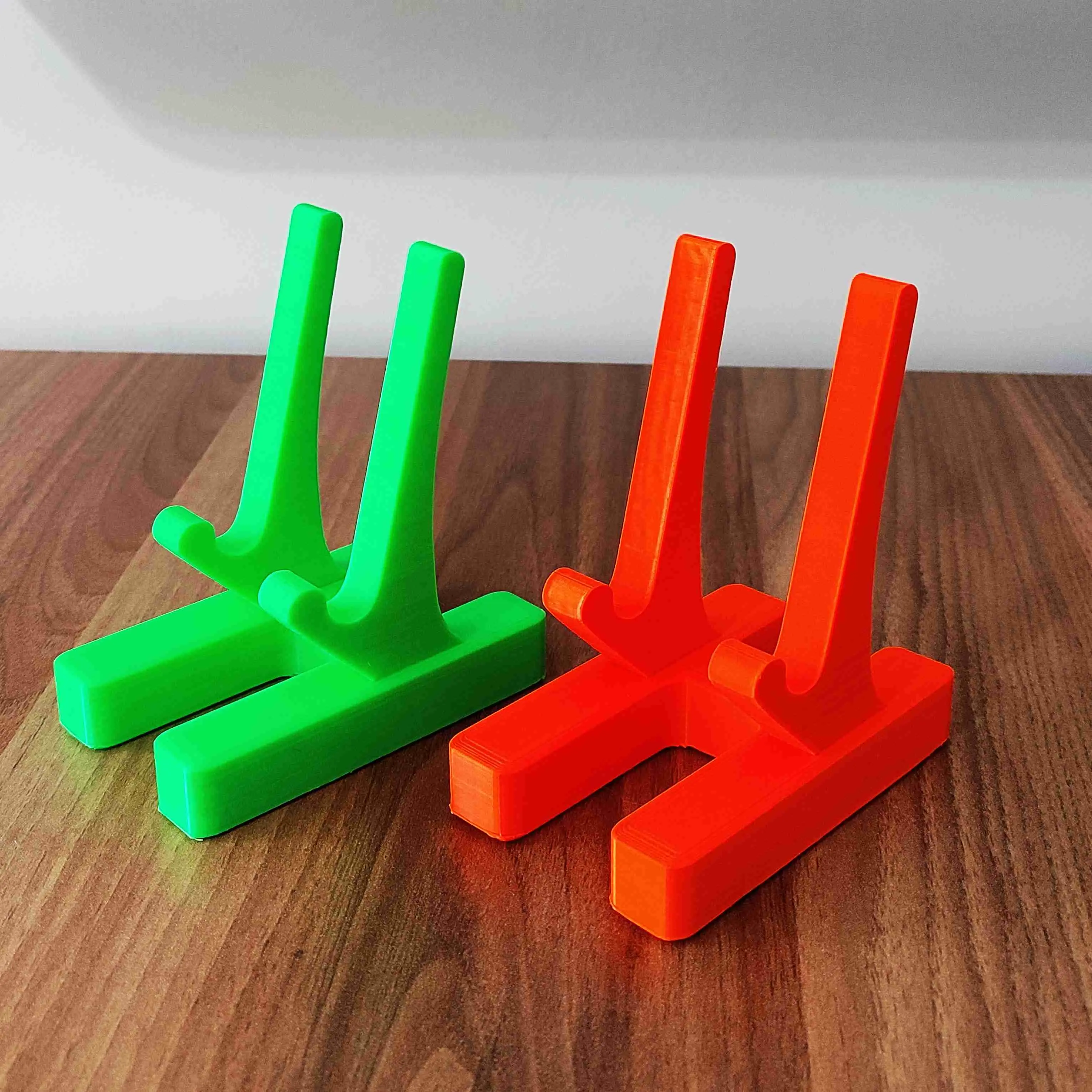 PHONE AND TABLET HOLDER