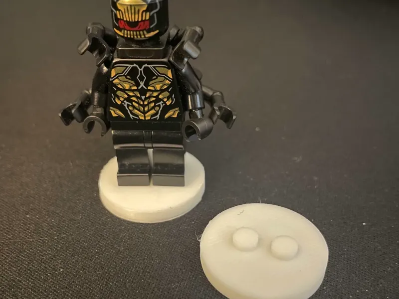 Circle Mini Fig Stand (Compatible with Lego Mini Figures)