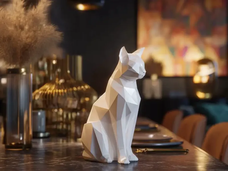 Polygonal Cat 04