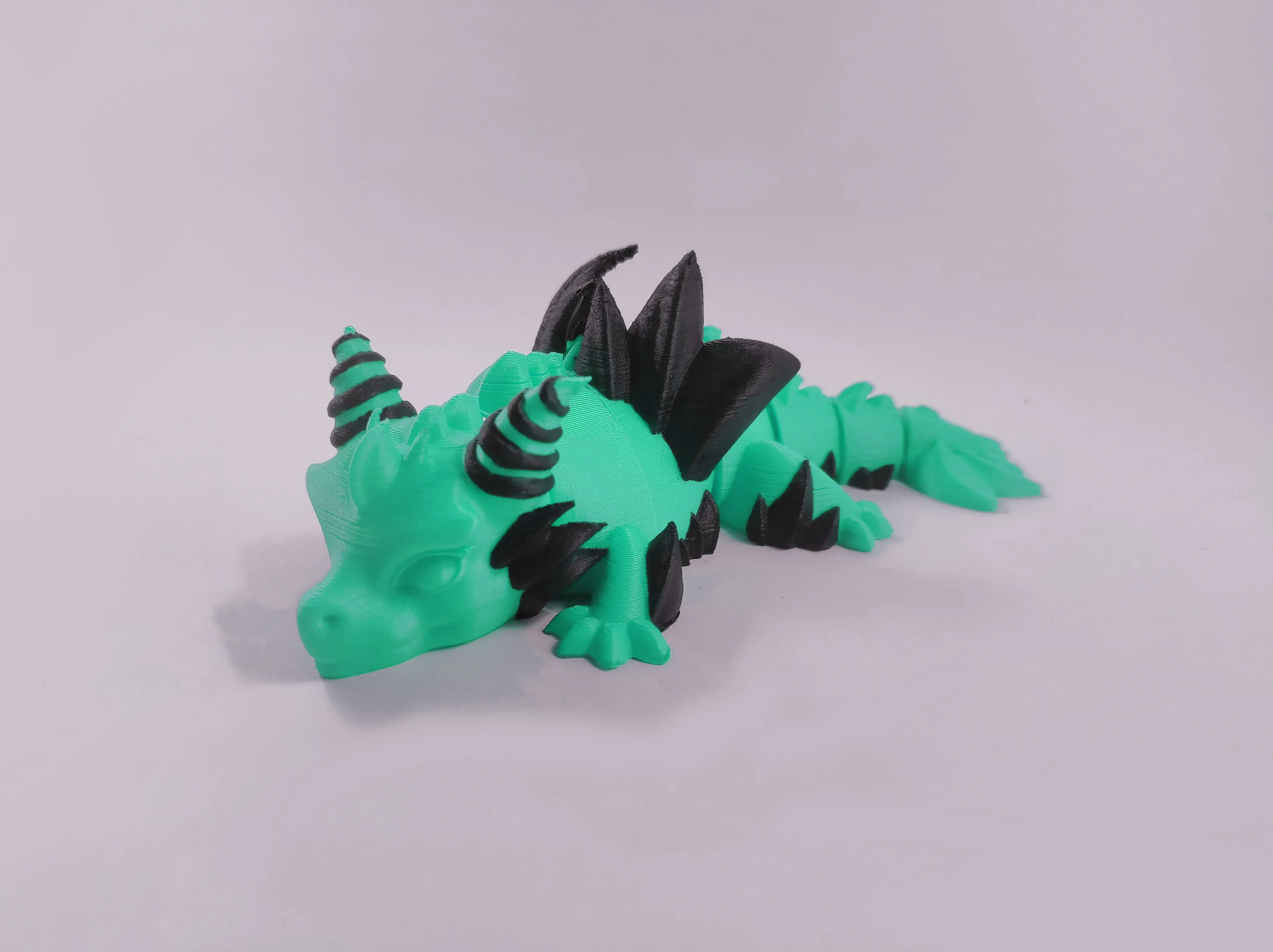 [Exclusive] Flexi Dragon - Articulated Baby Dragon with Wing