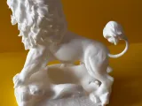 Lion sculpture-3