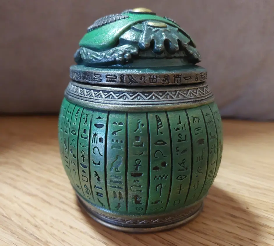 Egyptian jewelry box