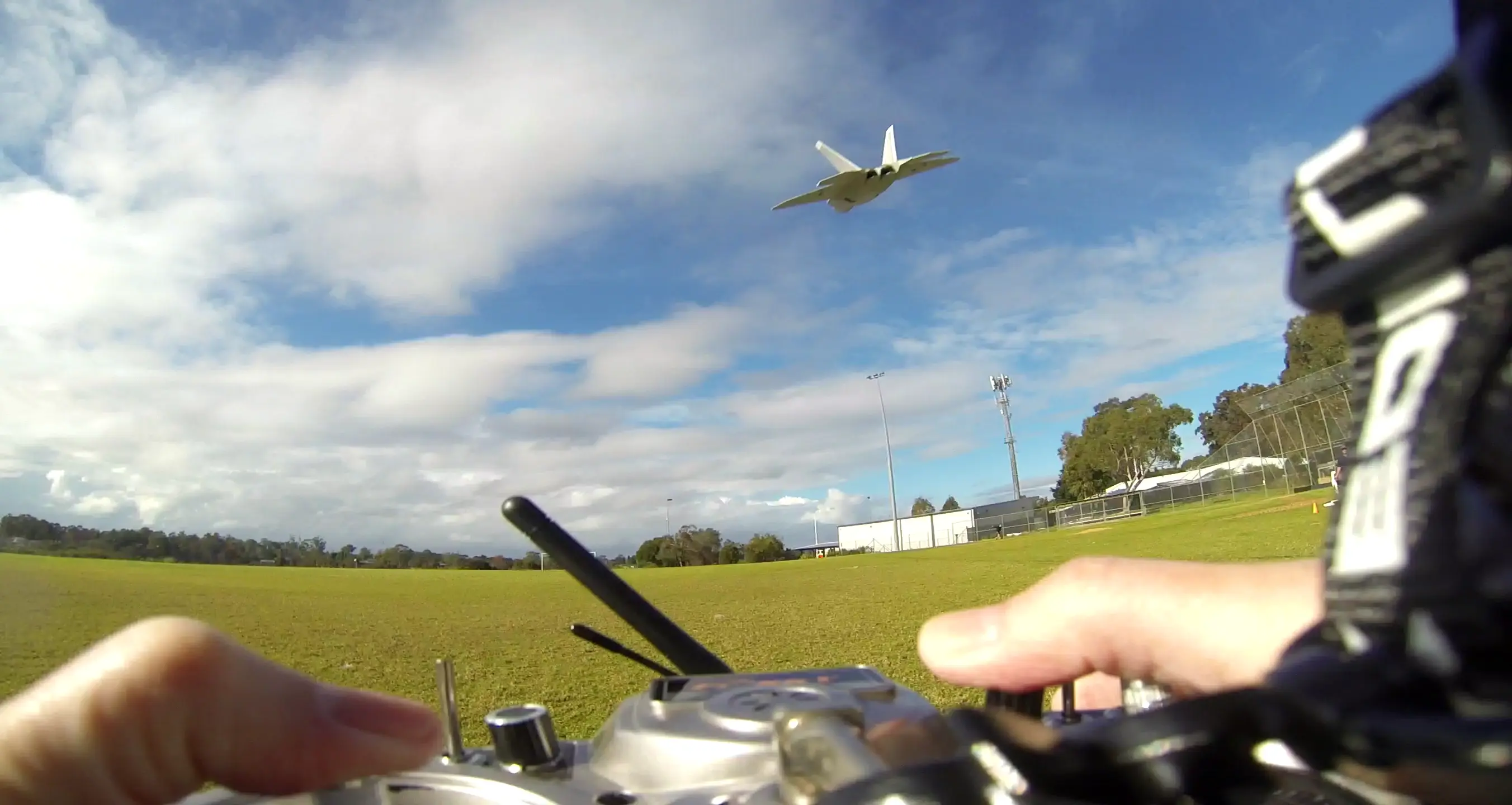 Lockheed Martin F-22 Raptor 700mm span EDF Flyable RC Jet