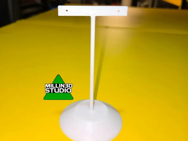 Simple Earring Stand to display Earrings