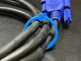 CLIP SUJETA CABLES-0