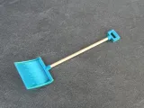 Snow Shovel-5