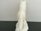 Realistic Wolf Statue – Highly Detailed 3D Printed-4