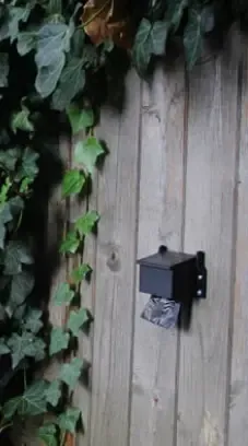 Hundekotbeutel-Halter