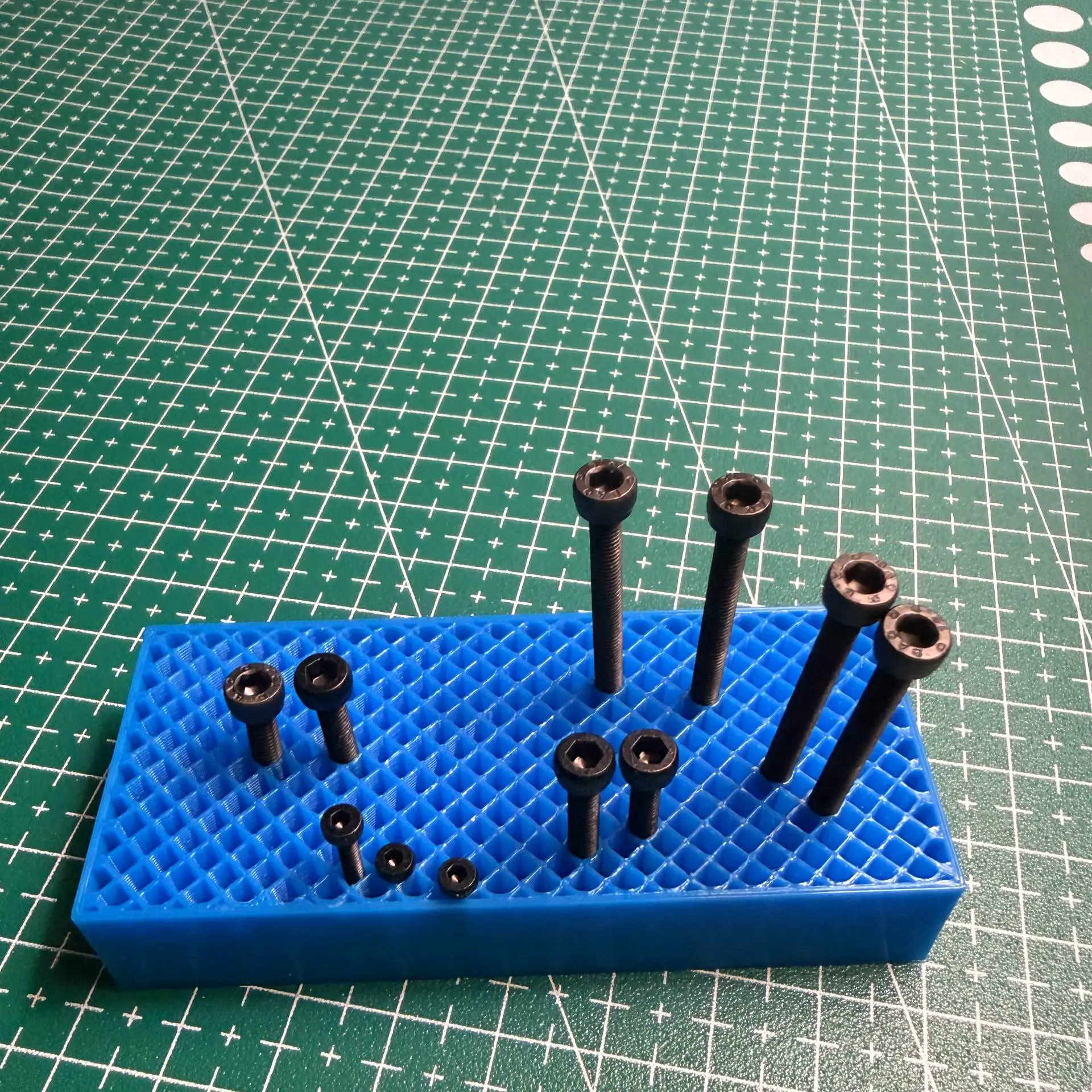 Flex-Grid Hardware Organizer – The TPU Handy Helper