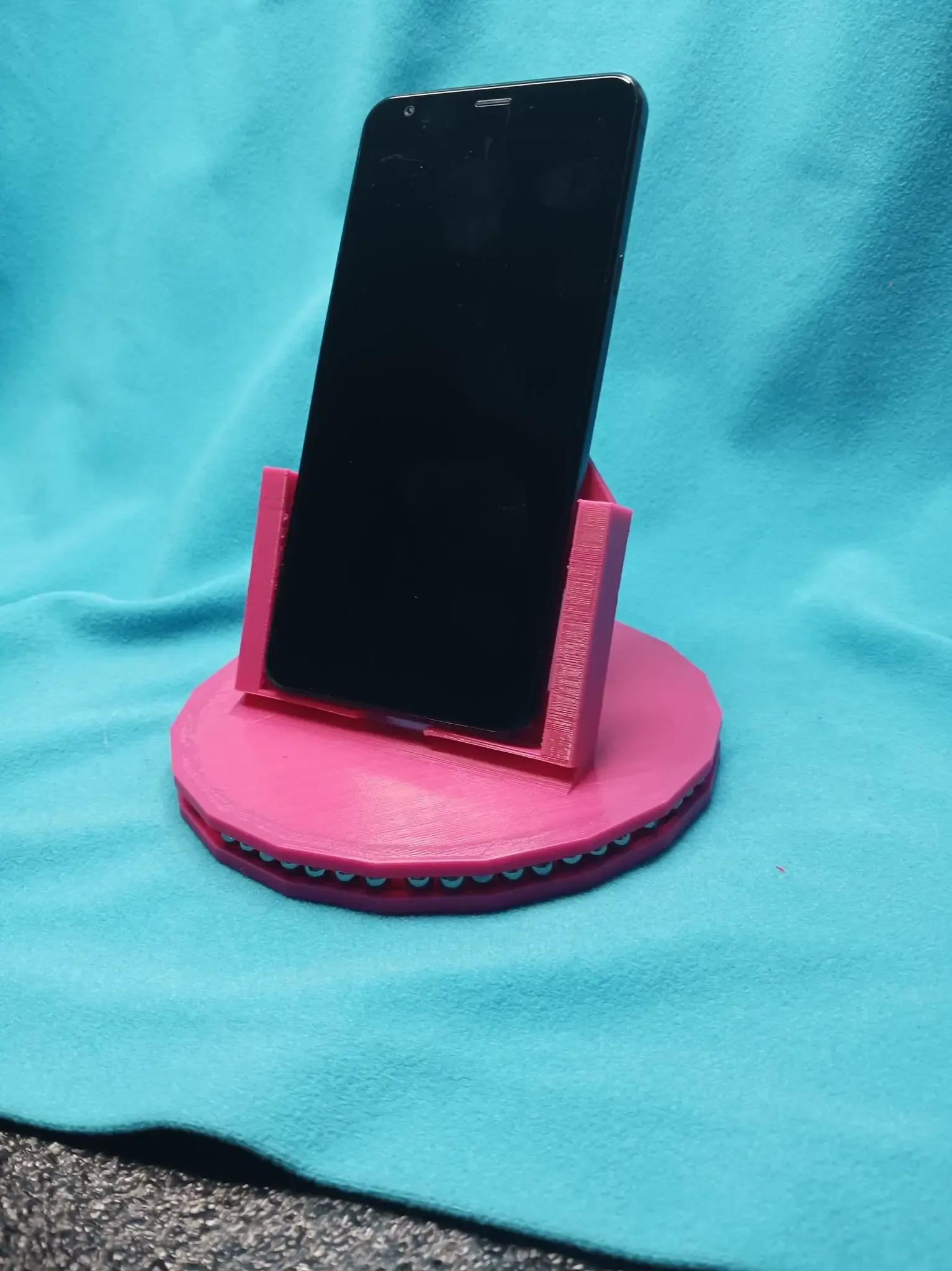 lazy susan phone stand