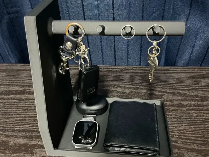 Multi-Storage Key Hook