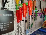 PEGBOARD (TOOL PANEL) KIT WITH A VARIETY OF TOOLS-4